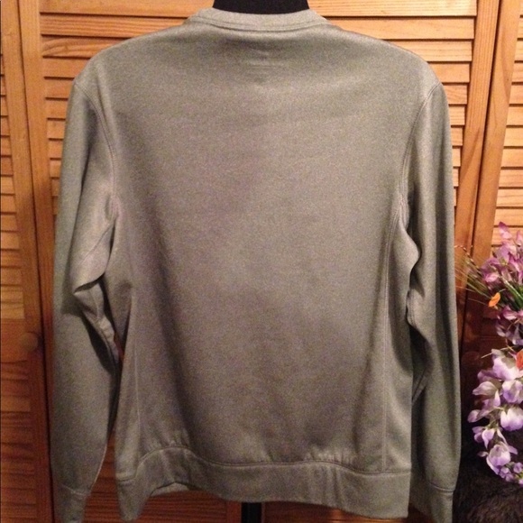 Gray & Black Nike Therma-Fit Sweater - Picture 2 of 6